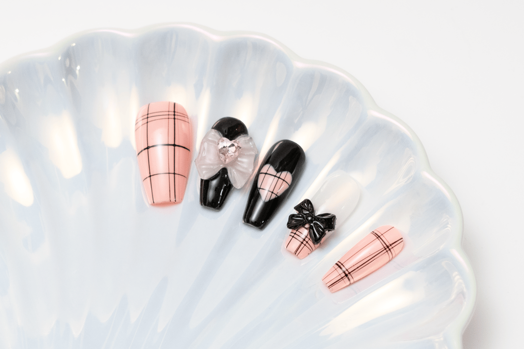 “Vintage Tea Party” Press on Nails set